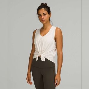 Lululemon Flow Y 2-in-1 Yoga Tank Top Bra *Light Support, Size 12 White Opal